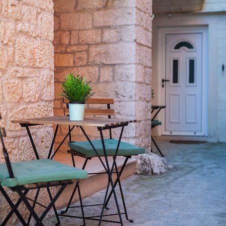 Apartments Emotha Trogir Zewnętrze zdjęcie