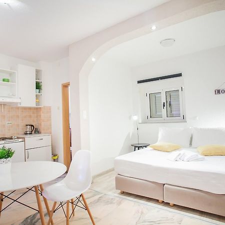 Apartments Emotha Trogir Zewnętrze zdjęcie