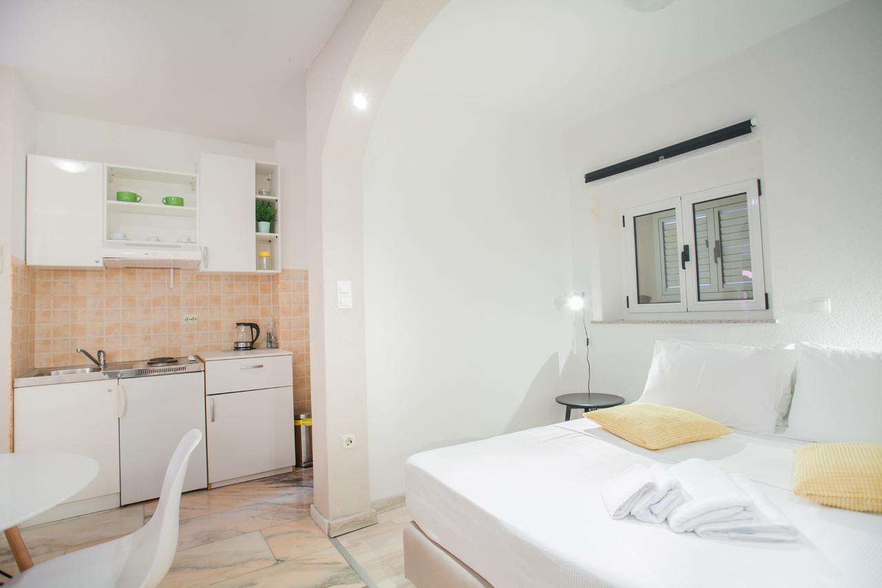 Apartments Emotha Trogir Zewnętrze zdjęcie